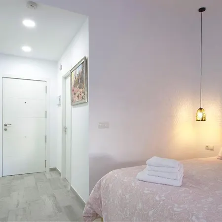 Spacious Studio In The Heart Of La Nogalera Torremolinos Esterno foto